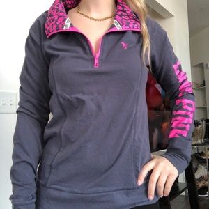 VS Pink pullover